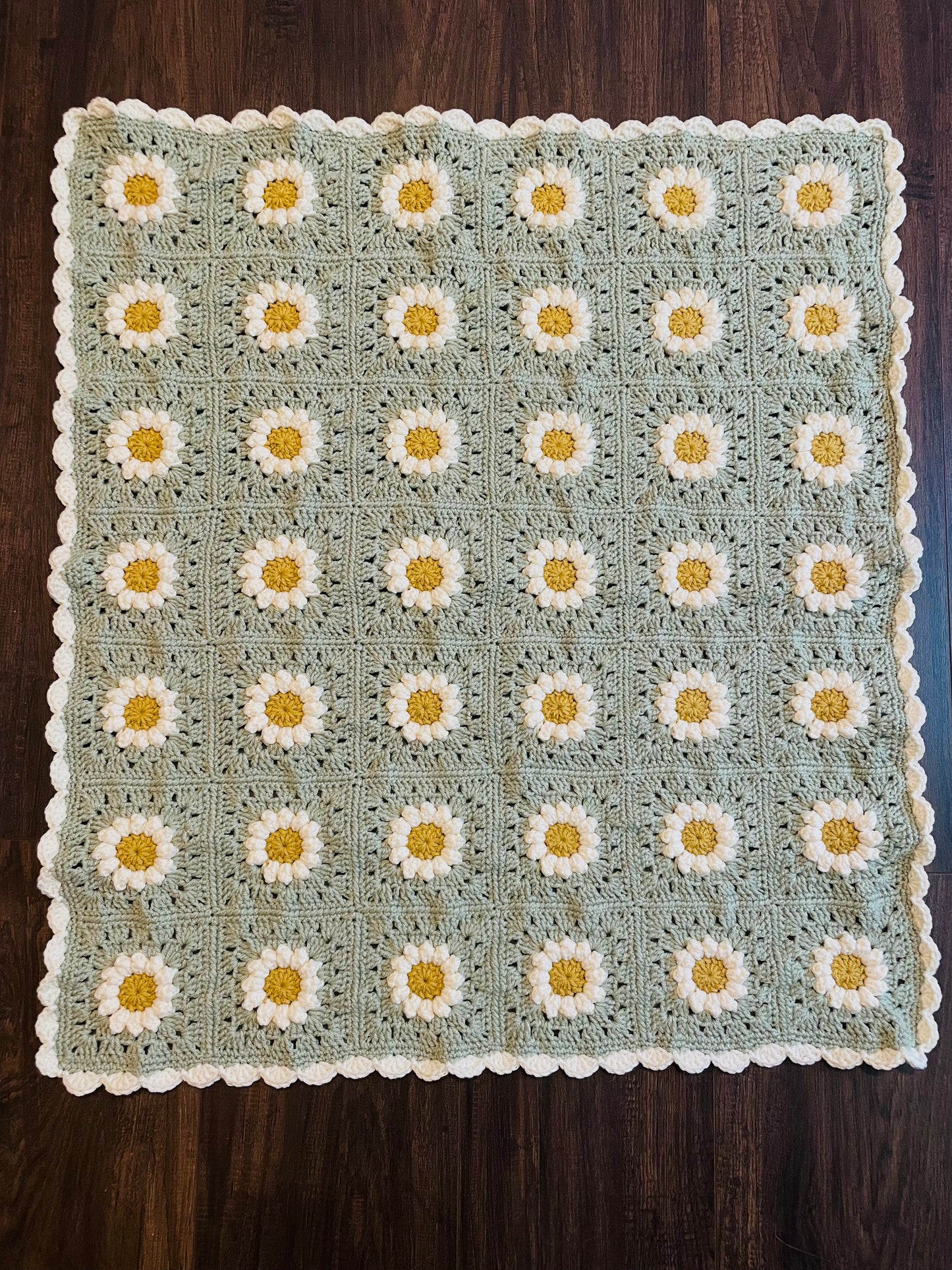 Daisy Granny Square Baby Blanket