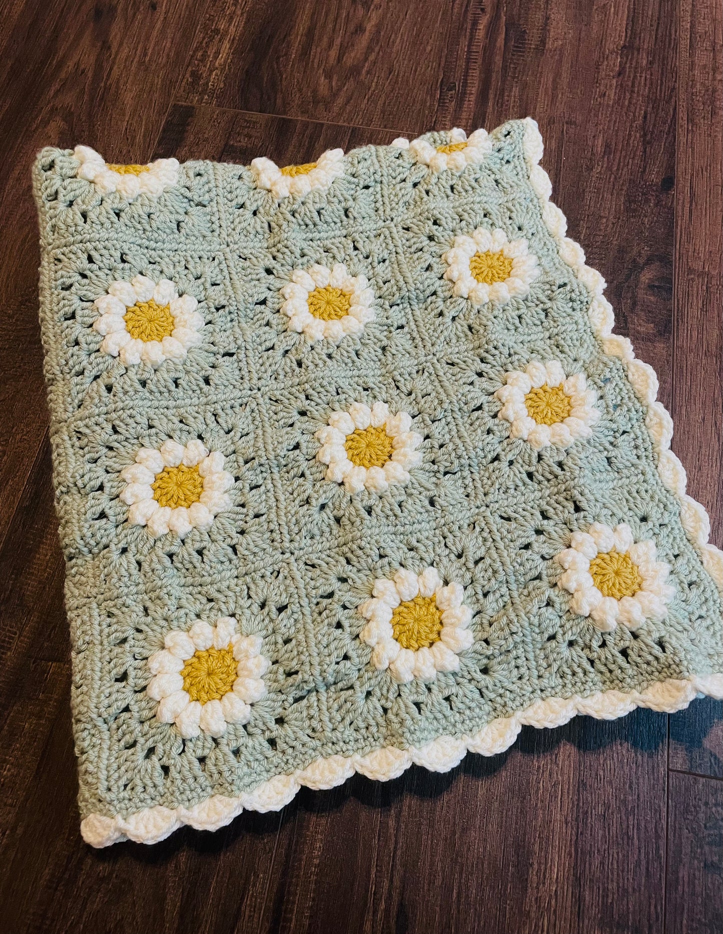 Daisy Granny Square Baby Blanket